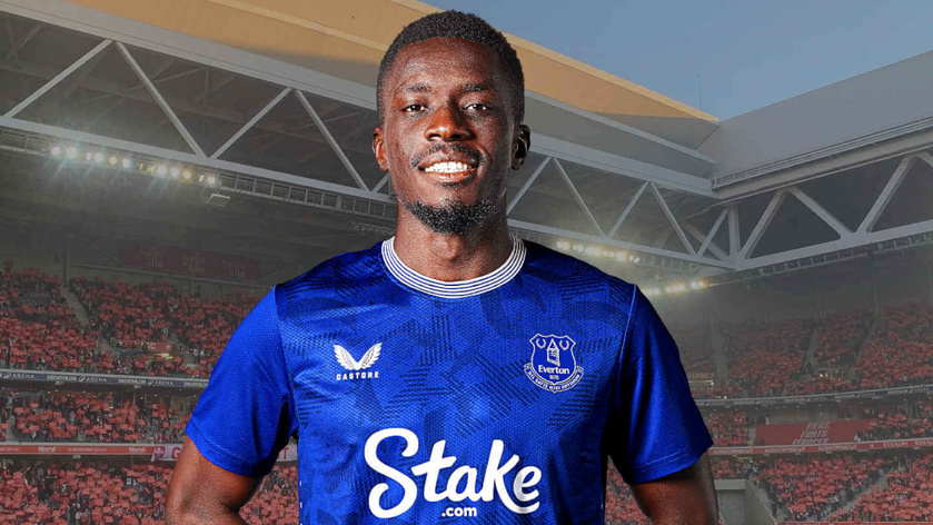 Idrissa Gueye (ex-LOSC) bientôt de retour en Ligue 1 ? Idrissa Gueye (ex-LOSC) bientôt de retour en Ligue 1 ?