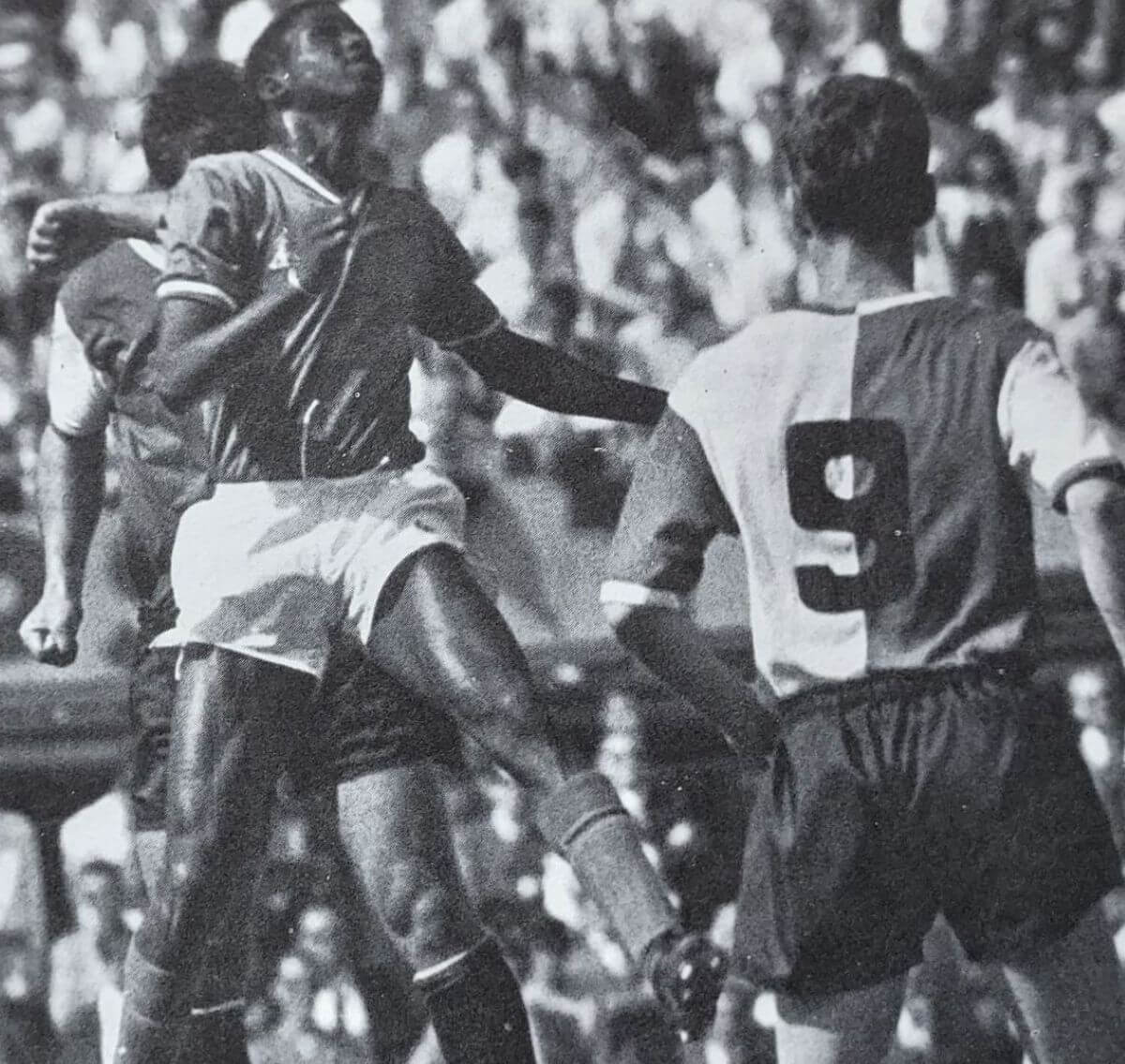 Salif Keita, 142 buts en 188 matchs avec l'ASSE : "on était 4 sur lui, impossible de lui prendre le ballon"