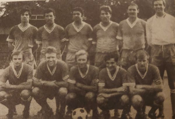 Saviez vous que l’entraîneur de l’AS MONACO et l’adjoint d’Henri MICHEL avec l’équipe de France avait joué à ALES ?